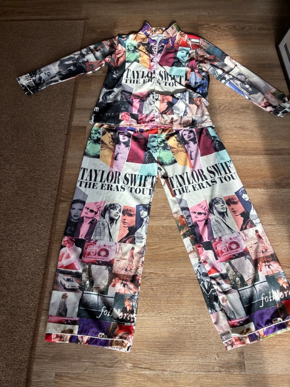 Taylor Swift PJS